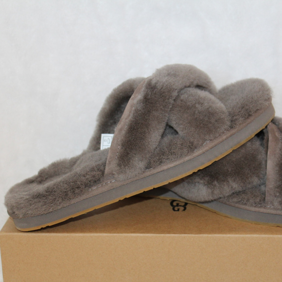 UGG Shoes Ugg Abela Shearling Fluff Slippers New Poshmark